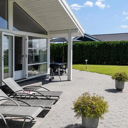 Three-bedroom In Haderslev