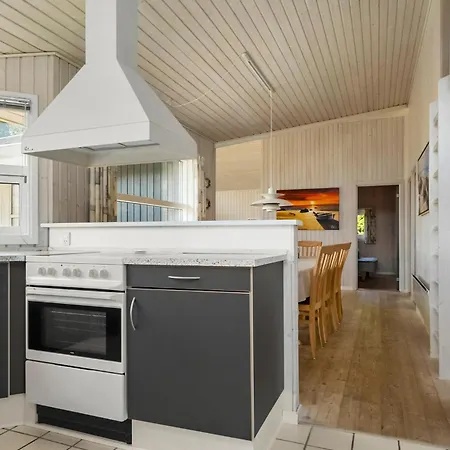 Awesome Home In Haderslev With Kitchen